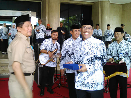 Pencarian PGRI Maros - Persatuan Guru Republik Indonesia Cabang Maros